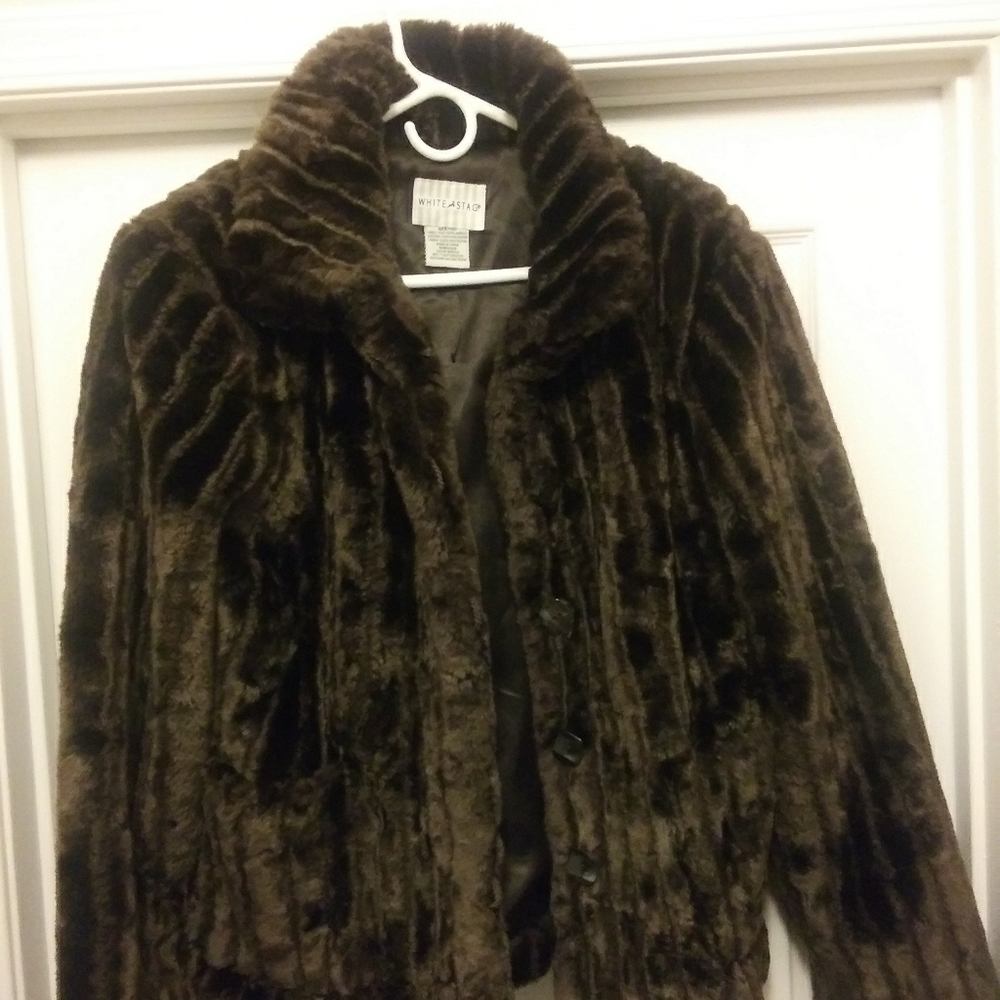 White Stag Ladies. M(8/10)Shell face Jacket